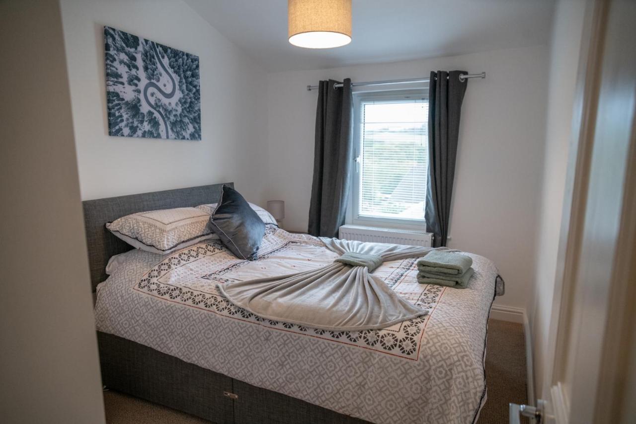 Moon Cottage, 3 Bedroom Property Cleator ภายนอก รูปภาพ